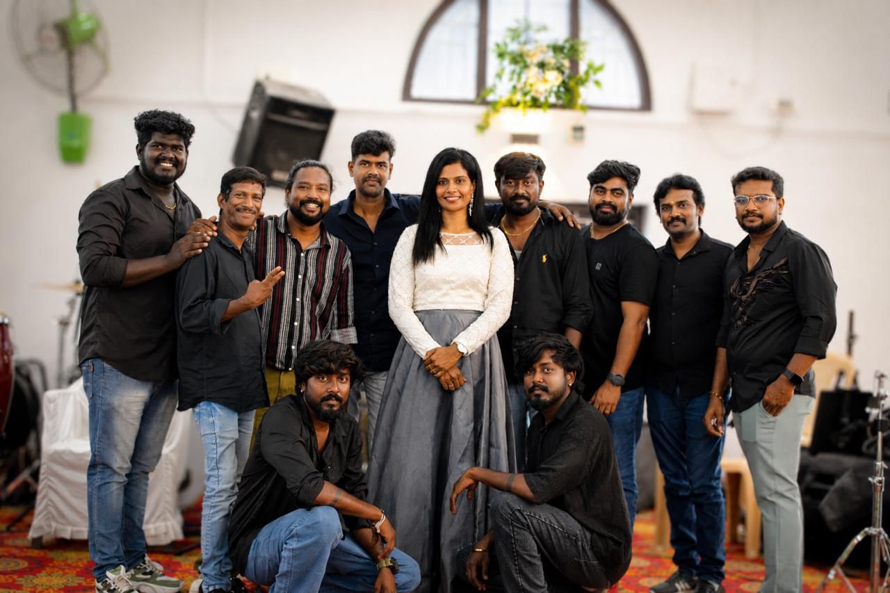 Alaikka band group portrait